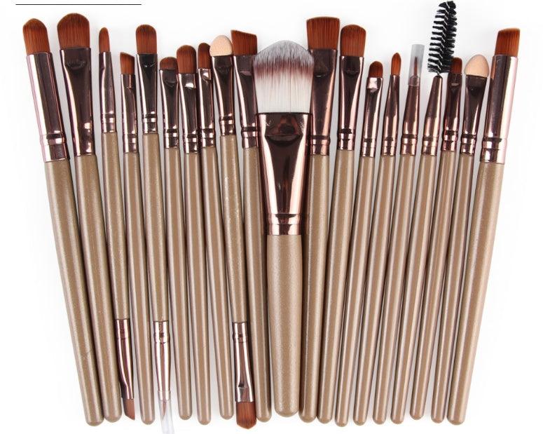 Complete Makeup Brush Set – Loose Powder, Blush &amp; Eyeshadow Brushes - Luminessbty